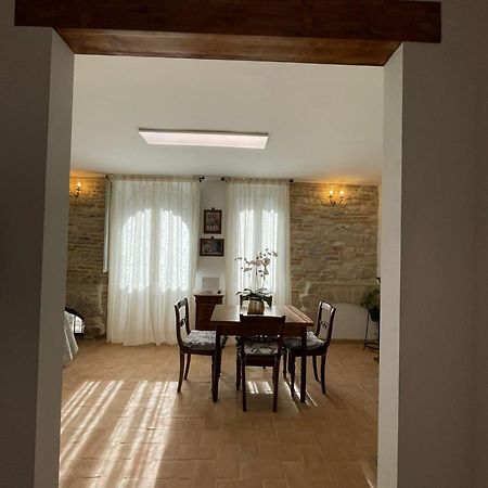 Casa La Rosa Apartamento Gubbio Exterior foto