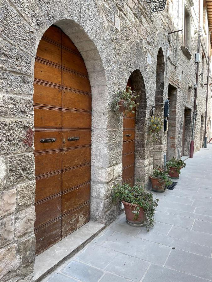 Casa La Rosa Apartamento Gubbio Exterior foto