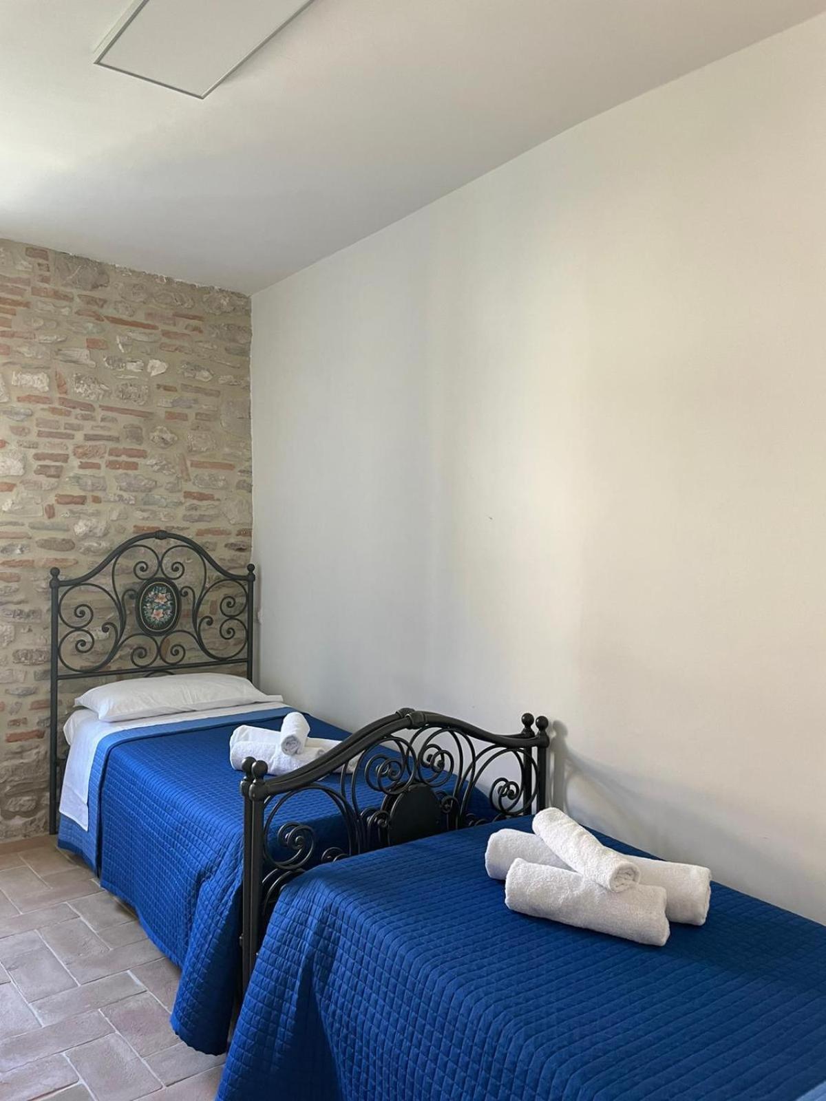 Casa La Rosa Apartamento Gubbio Exterior foto